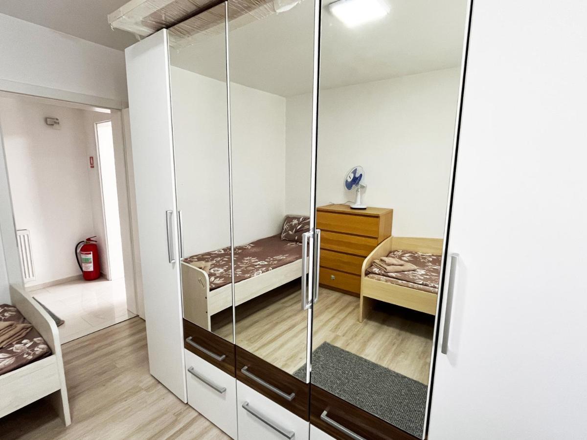 Majap Hostel Ohrid Eksteriør bilde